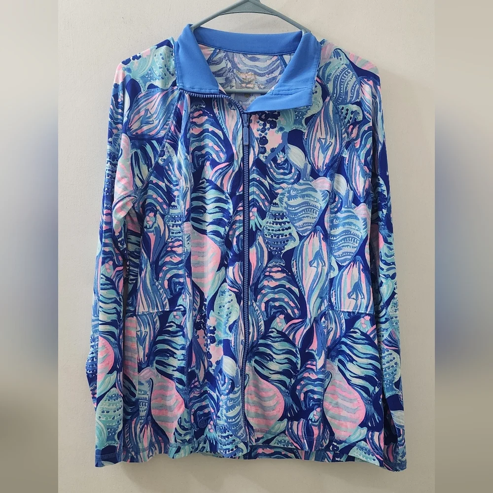 Lilly Pulitzer Long Sleeve Tee, Size Medium. - Picture 1 of 11